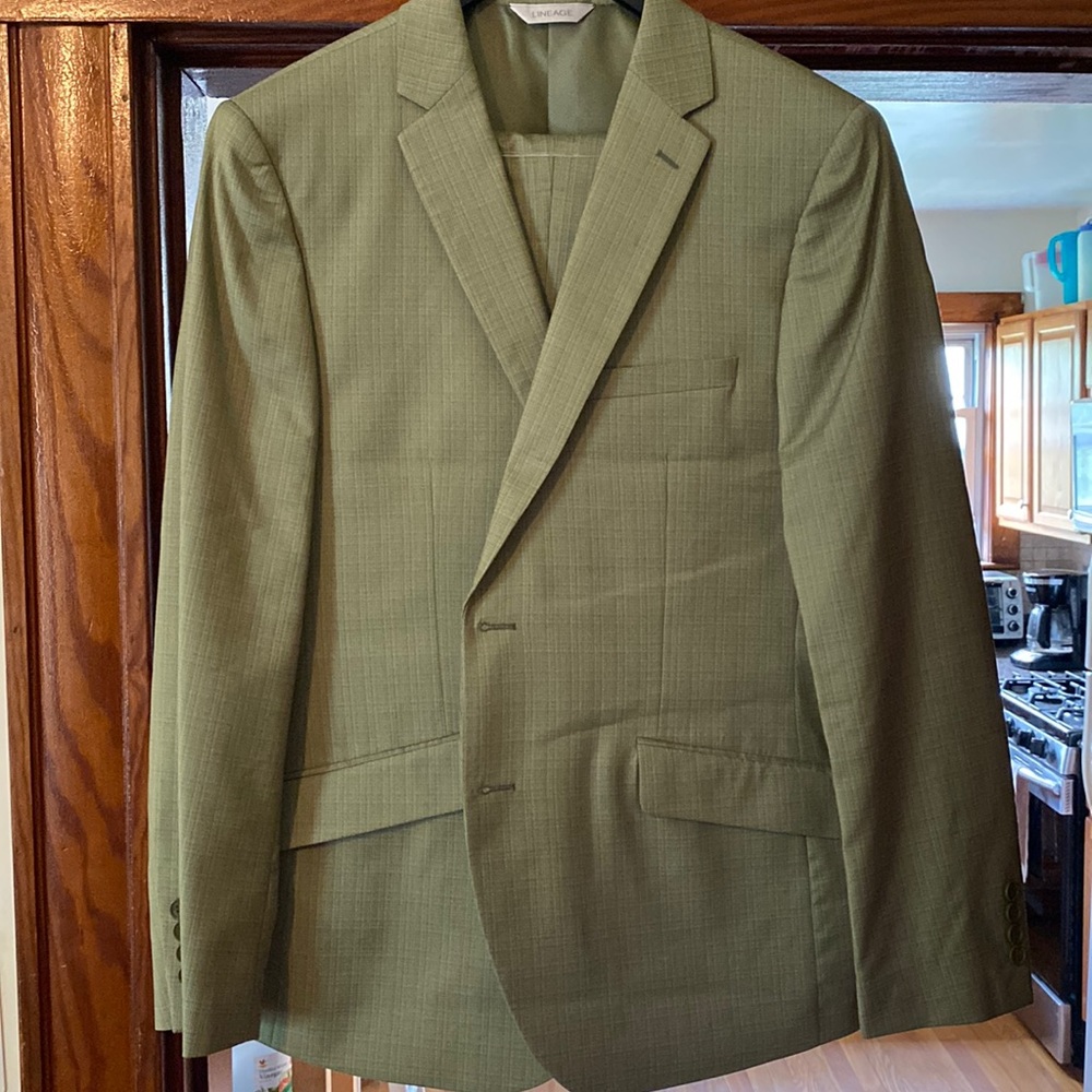 Light green suit, perfect condition